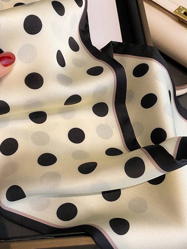 Cozy Polka Dot Tie-Dye Scarf for Winter Warmth